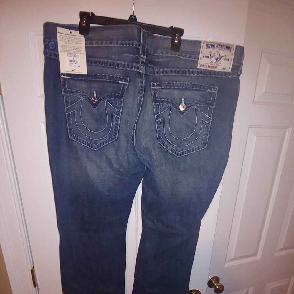 NEW true religion